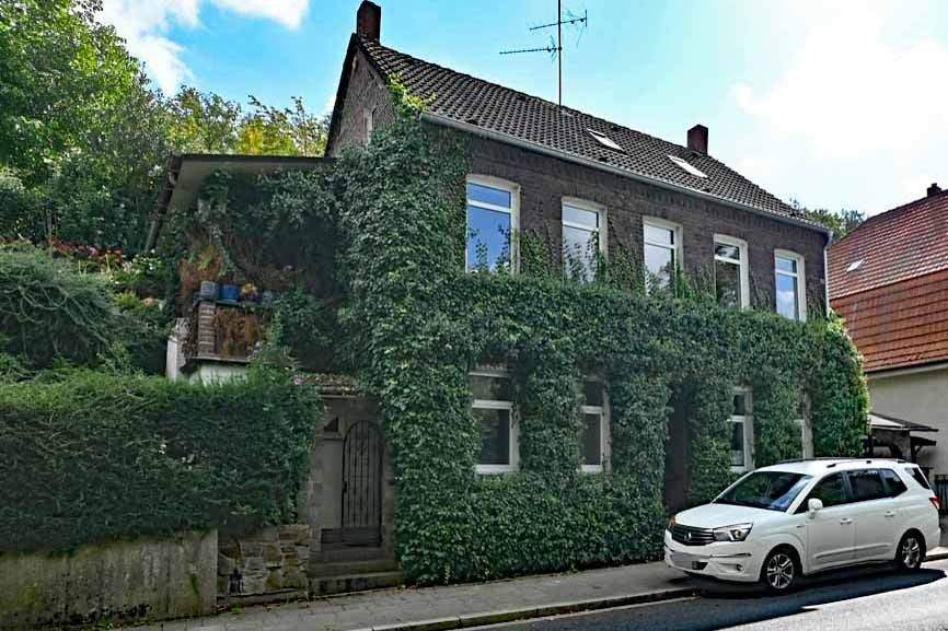Straßenansicht
