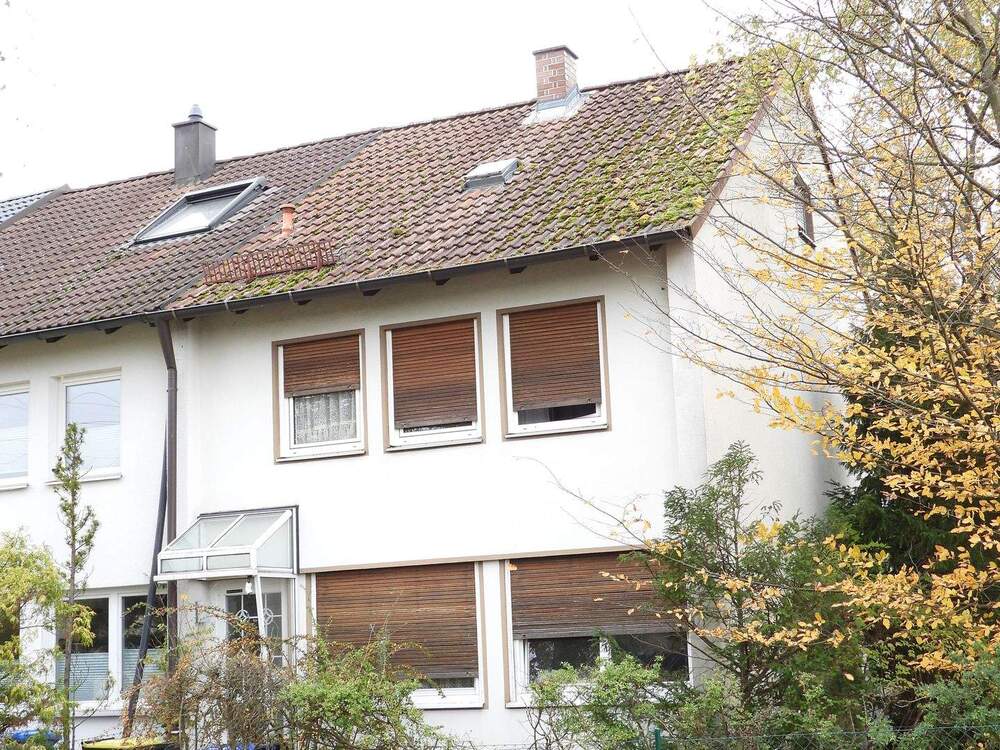 Thumbnail-Renovierungsbedürftige REH in super Lage!!!