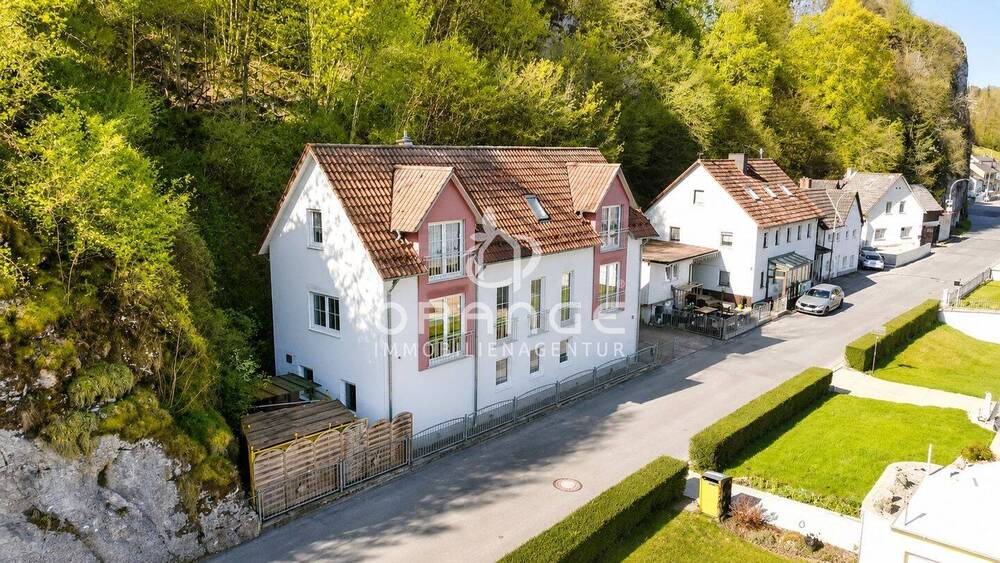 Thumbnail-Mehr Haus fürs Geld - Neuwertiges Haus in ruhiger Lage mit Bahnanschluss, 15 Min. nach Regensburg