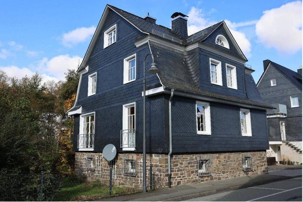 Thumbnail-Einfamilienhaus in zentraler und idyllischer Lage