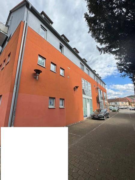25 Außenansicht zum Zentrum