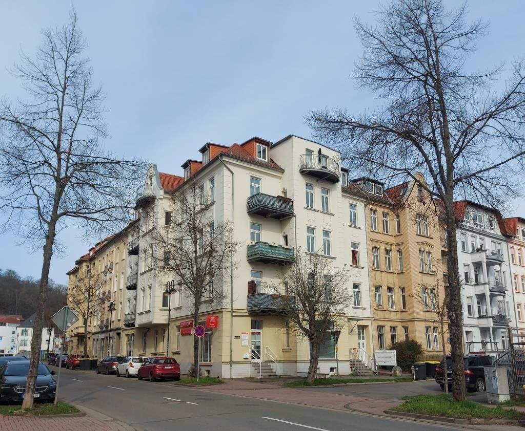 Thumbnail-Exklusive 4-Zimmer Eigentumswohnung mit zwei Balkonen für gehobene Ansprüche in gefragter Wohnlage in Gera Untermhaus