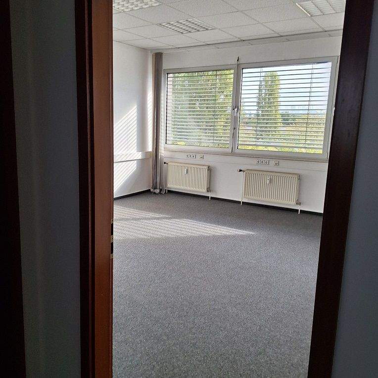 Thumbnail-Büro- oder Praxisfläche ca. 125 m² im 2. OG - zentrale Lage in 65933 Frankfurt Griesheim