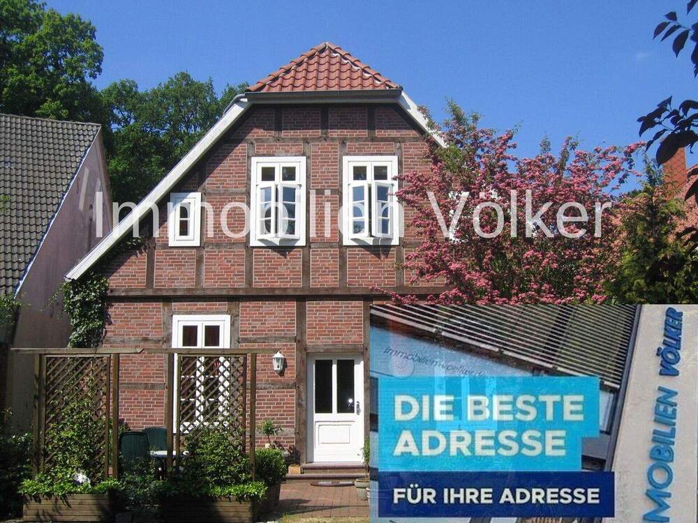 Thumbnail-Idyllisches Zweifamilienhaus in zentraler Lage - denkmalgeschützt und vermietet!