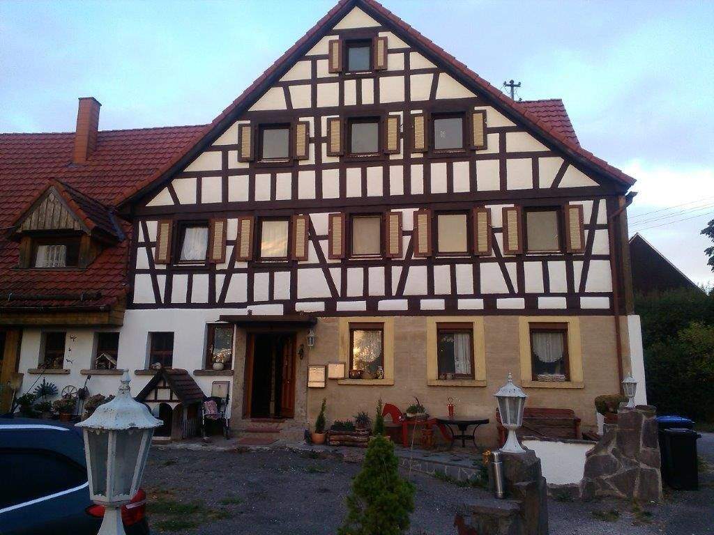 Thumbnail-4-WHG auf 2 Häuser mit Photovoltaik