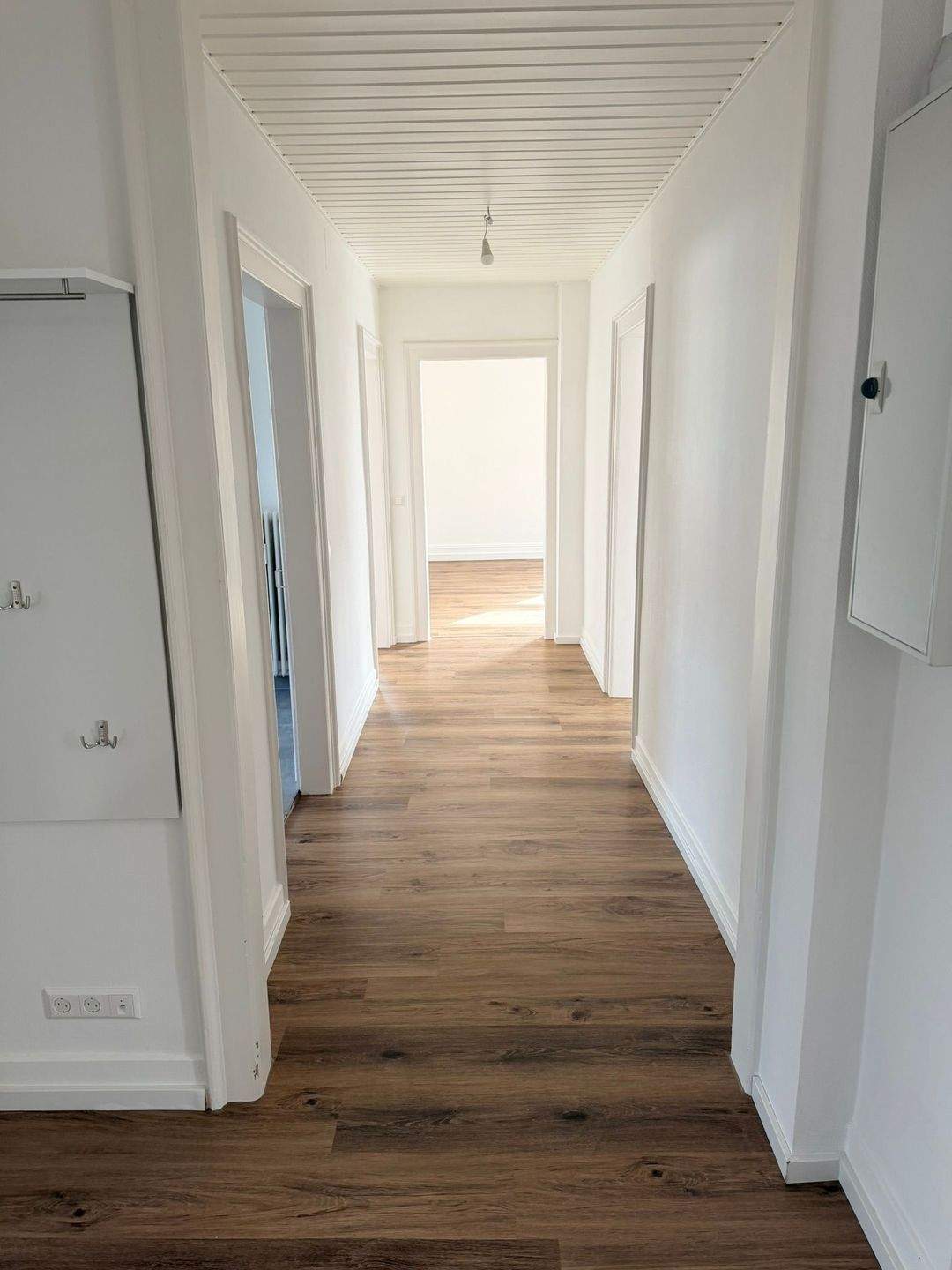 Thumbnail-Sanierte 4-Zimmer Wohnung im Altbaustil