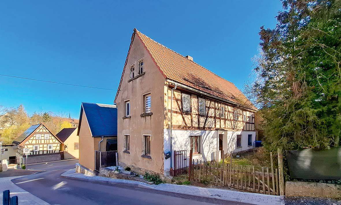Thumbnail-AUKTION: denkmalgeschützter Fachwerk-Altbau in ruhiger Lage