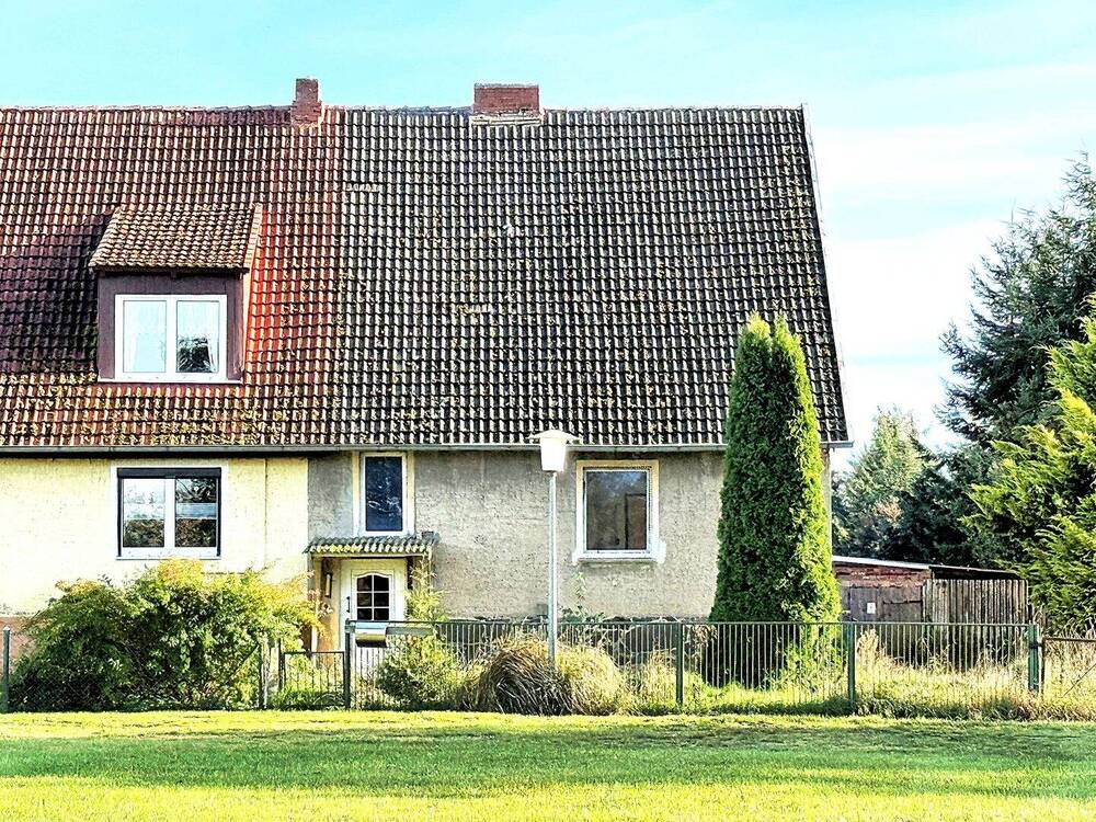 Thumbnail-Doppelhaushälfte in Klein Bünzow - leerstehend