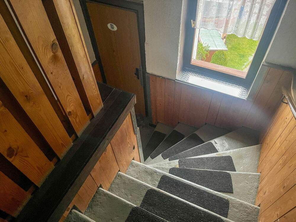 Thumbnail-Mehrfamilienhaus mit zwei bezugsfreien Wohnungen