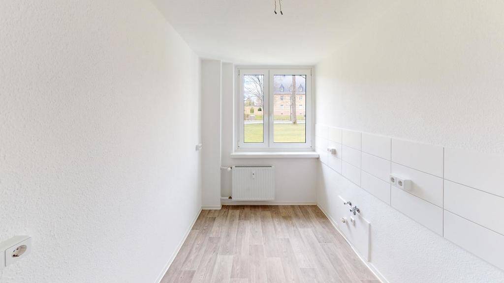 Thumbnail-Geräumige 2-Raum-Balkonwohnung per Aufzug erreichbar