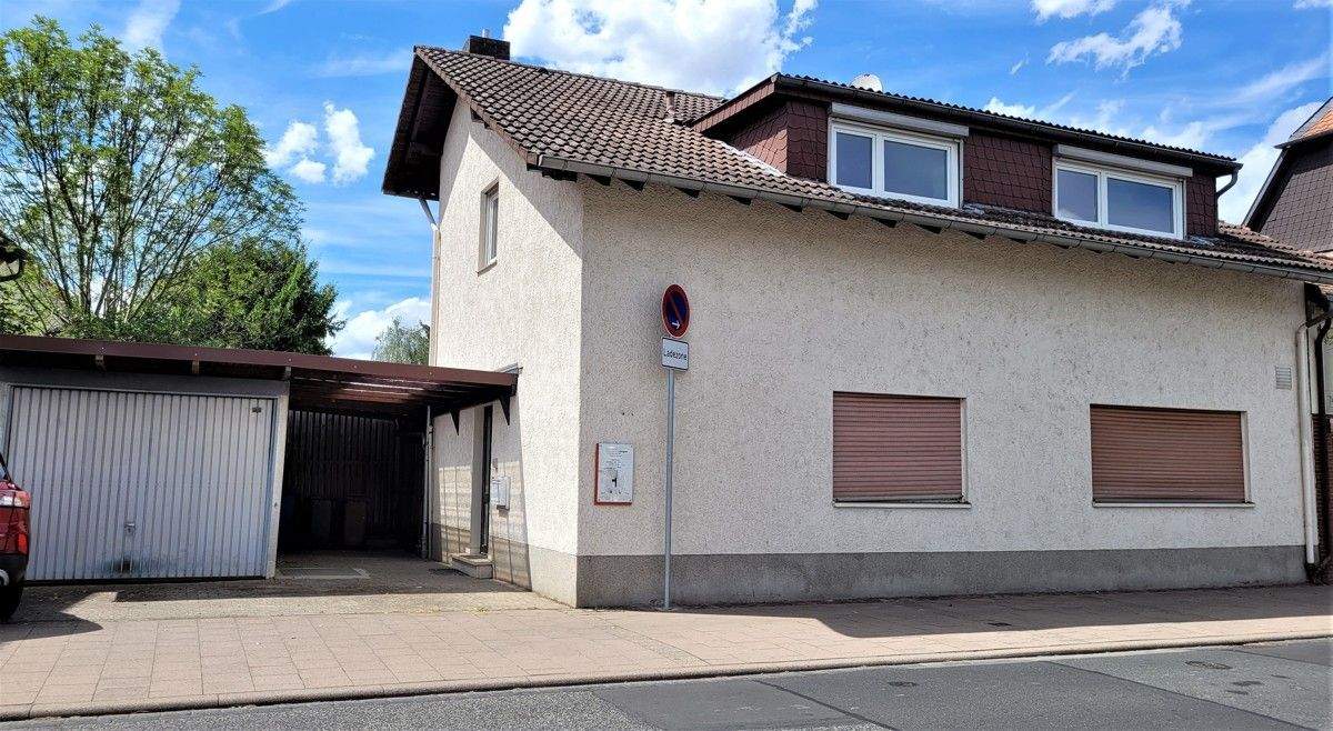 Thumbnail-Wohnen und Arbeiten im Einklang. Wohn- und Geschäftshaus mit einer 3 Zimmer Wohnung, Büroetage und Garage!