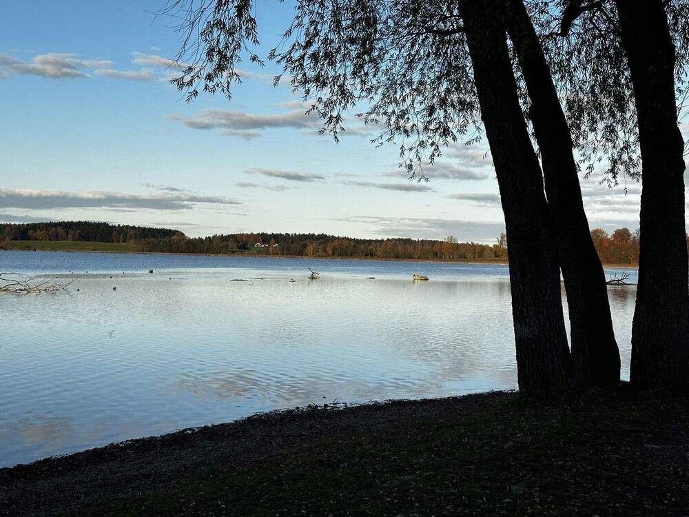 Thumbnail-Exklusives Einfamilienhaus mit Einliegerwohnung und Panoramablick auf den Chiemsee