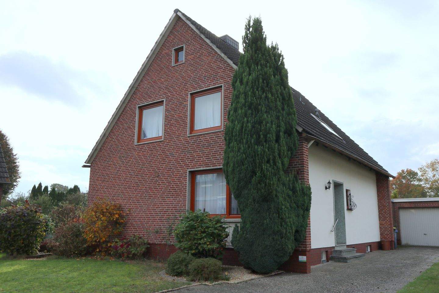 Thumbnail-0 % Käuferprovision! Familienidyll mit Vollkeller und grandiosem Garten am südlichen Stadtrand!