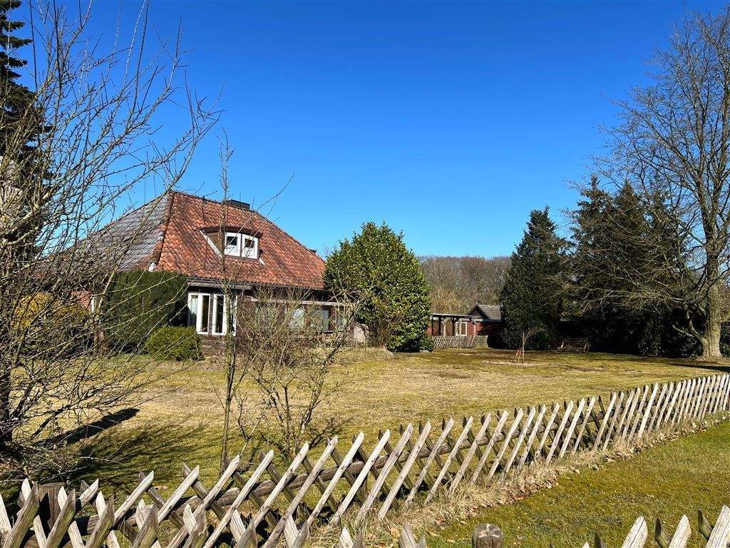 Thumbnail-Ideal für Handwerker! Wohnhaus in toller Lage mit 1.692 m² Grundstück