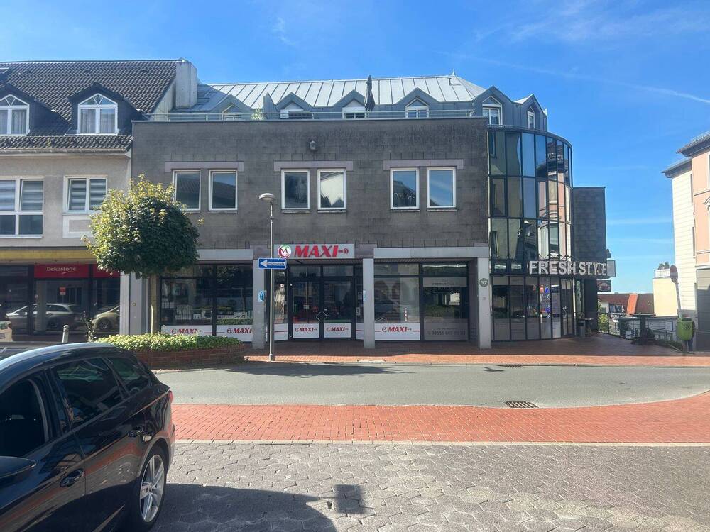 Thumbnail-Gewerbeimmobilie mit Supermarkt und 10 Tiefgaragenstellplätzen...