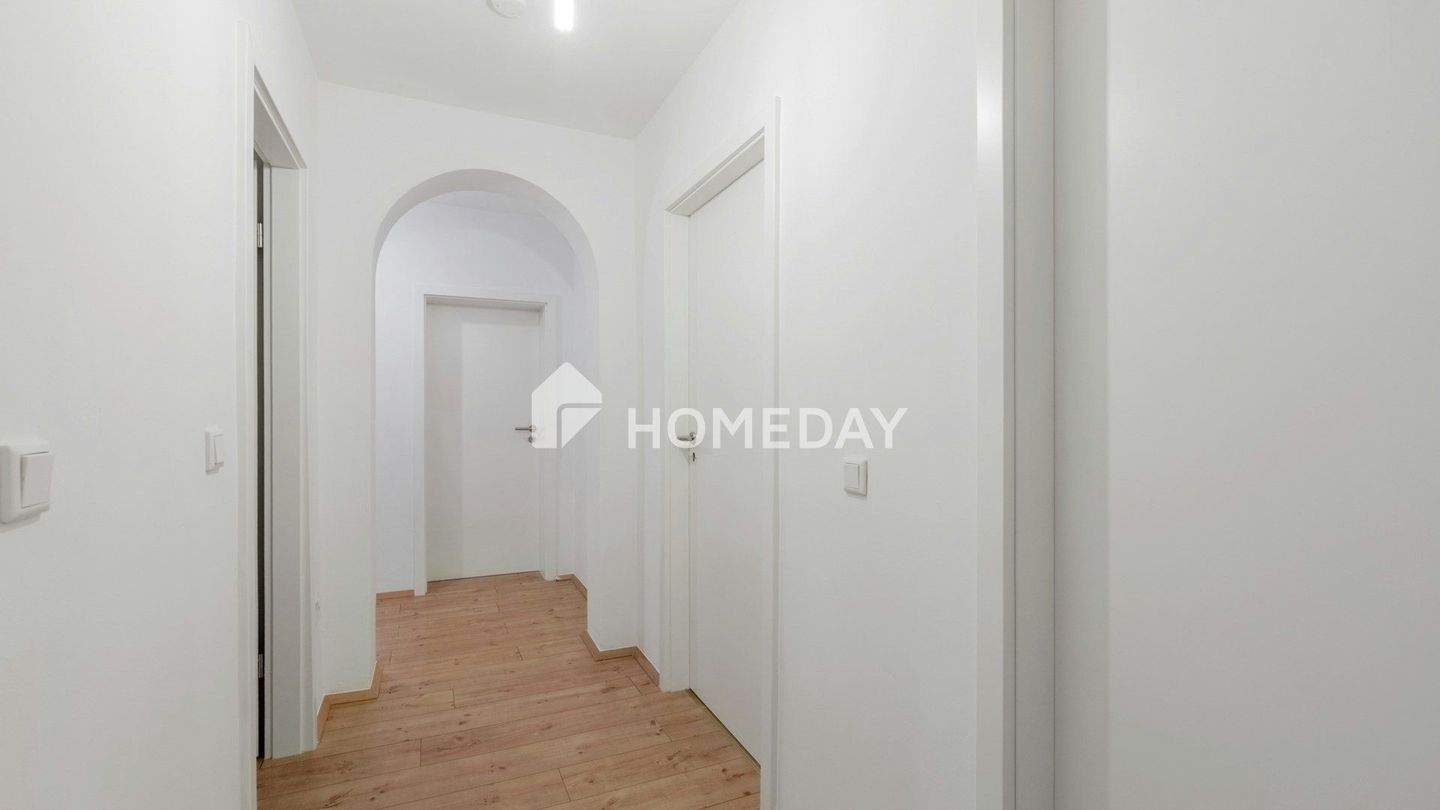 Thumbnail-Kernsanierte, moderne Erdgeschosswohnung mit eigenem Garten und Terrasse