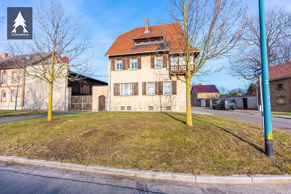 Thumbnail-Repräsentatives Wohnhaus mit historischem Flair und mit großzügigem Raumangebot