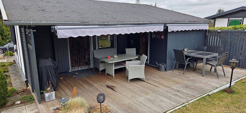 Thumbnail-Heisterberger Weiher: Wochenendhaus mit Garten, Gartenhaus und Carport