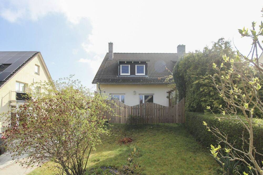 Thumbnail-Oberhohndorf + Doppelhaushälfte + sofort beziehbar + 2 Terrassen + Garage + neu renoviert
