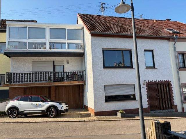 Thumbnail-Einfamilienreihenhaus im Ortskern von Ayl