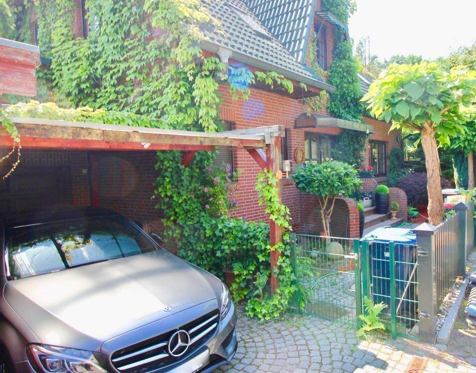 Thumbnail-Courtagefrei - Traumhaus in exklusiver Wohnstrasse Nähe Krupunder See Pool - Whirlpool- Studio - Ankleidezimmer