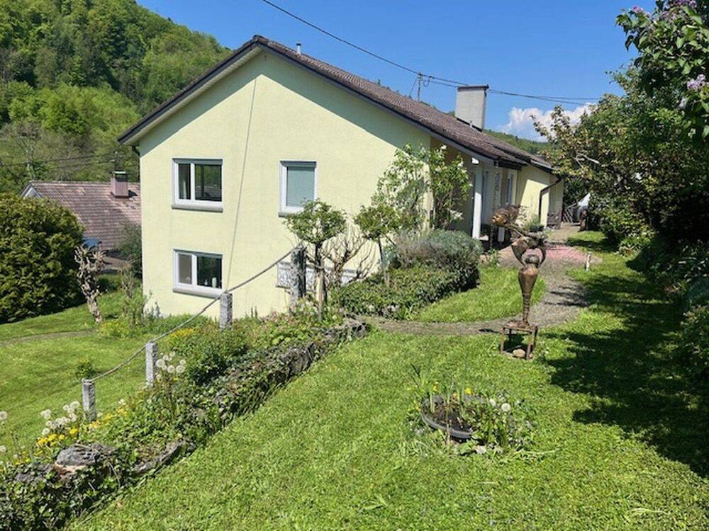 Thumbnail-Hochwertiges freistehendes Einfamilienhaus mit großem Grundstück in Top-Lage