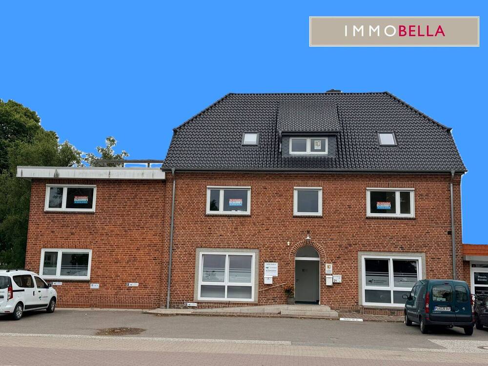 Thumbnail-Zum Renovieren: 5-Zimmer-Wohnung mit 2 Stellplätzen in zentraler Lage