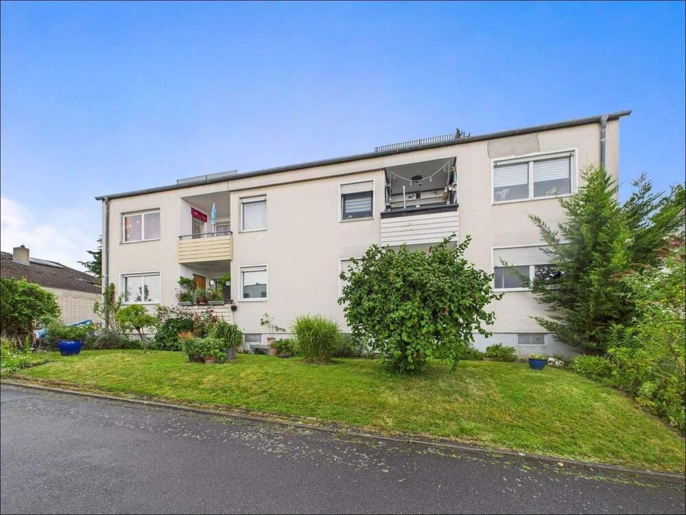 Thumbnail-Mehrfamilienhaus mit Potential in Top Wohngegend