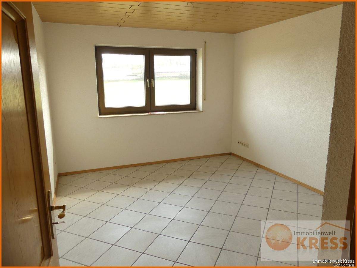 Thumbnail-Reserviert!! Moderne und gepflegte 4-Zimmer Wohnung in ruhiger Lage von Flieden-Oberstork mit Balkon