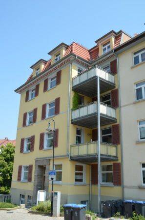Thumbnail-Schöne 2-Raum Wohnung mit Balkon und EBK in der Südstadt