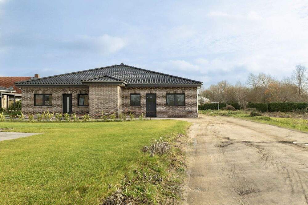 Thumbnail-RESERVIERT Neubau-Traum: Rechte Doppelhaushälfte mit Terrasse und Garten