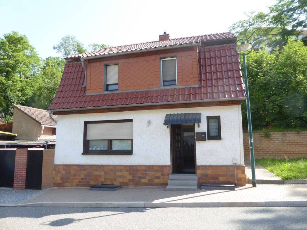 Thumbnail-Kleines, gepflegtes Einfamilienhaus mit Nebengelass in Könitz zu verkaufen