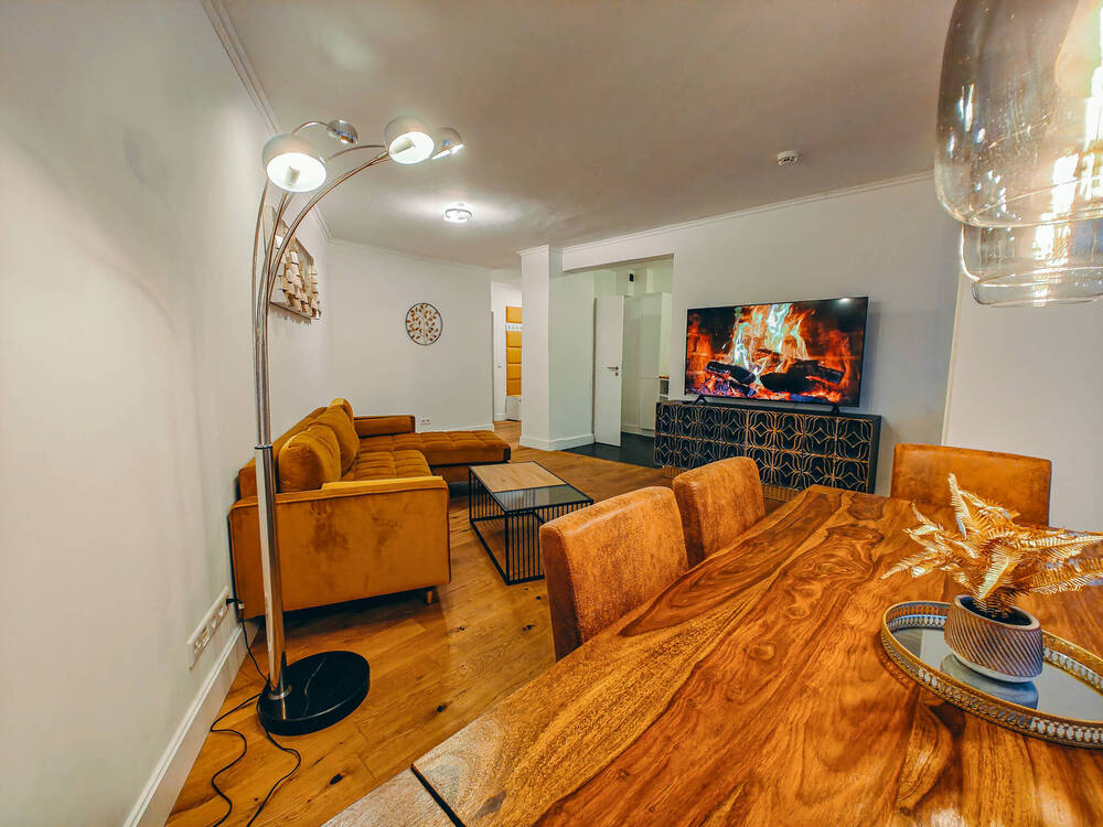 Thumbnail-Möblierte 3 Zimmer Wohnung in Bilk auf Zeit zu vermieten in Düsseldorf Bilk