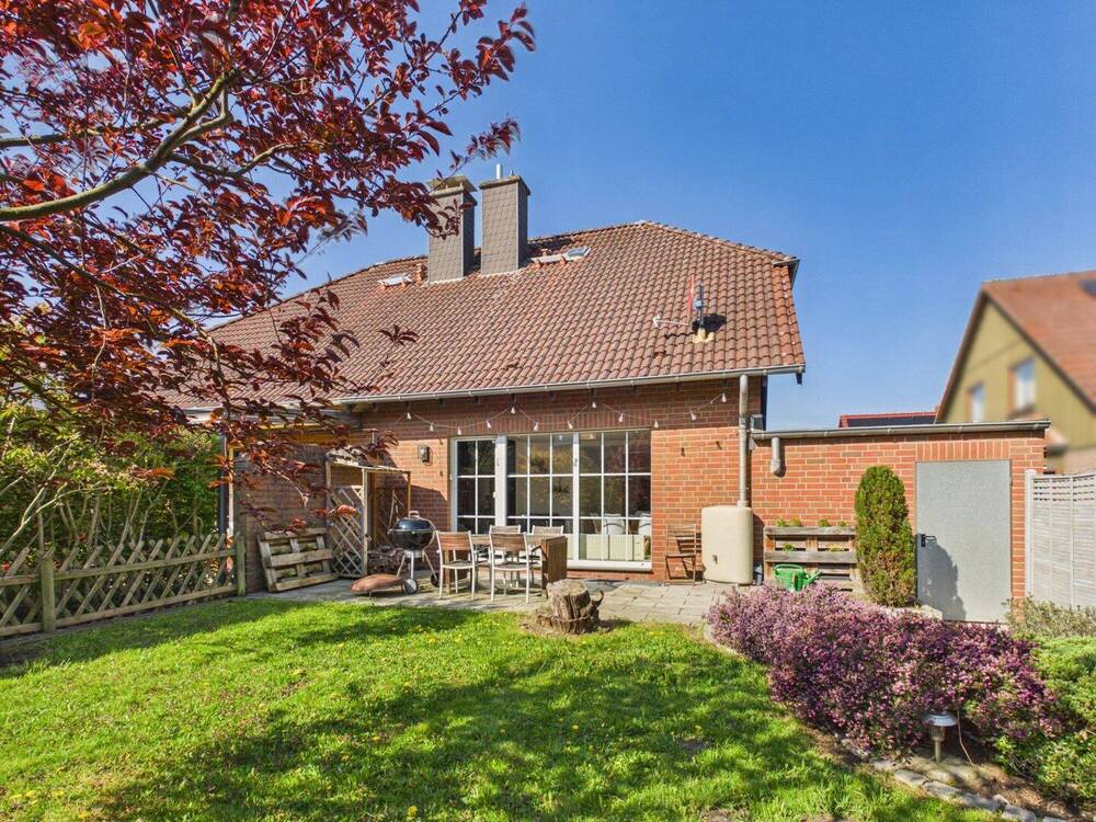 Thumbnail-Gepflegte Doppelhaushälfte mit Vollkeller und Garage in bevorzugter Wohnlage von Südkamen