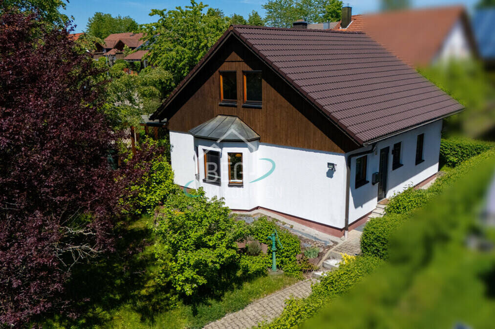 Thumbnail-Familienfreundliches Einfamilienhaus mit schönem Garten in ruhiger Lage