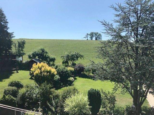 Thumbnail-Helle Dachwohnung mit Gartenanteil in ruhiger Lage von Mimberg