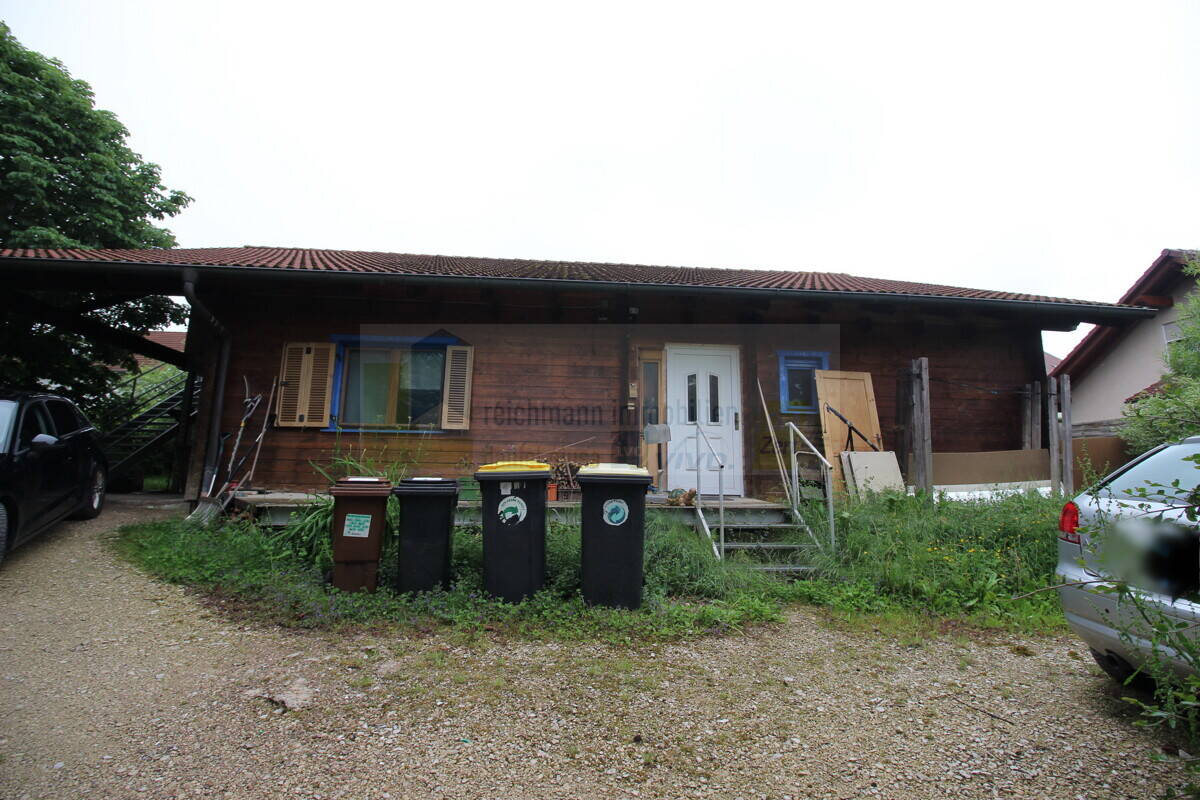 Thumbnail-Provisionsfrei! Einfamilienhaus mit Carport in Geisingen-OT Gutmadingen