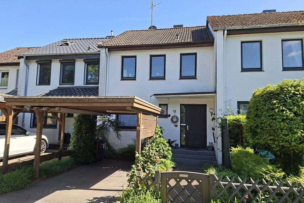 Thumbnail-Charmantes Reihenhaus mit Garten und großem Potenzial in familienfreundlicher Lage