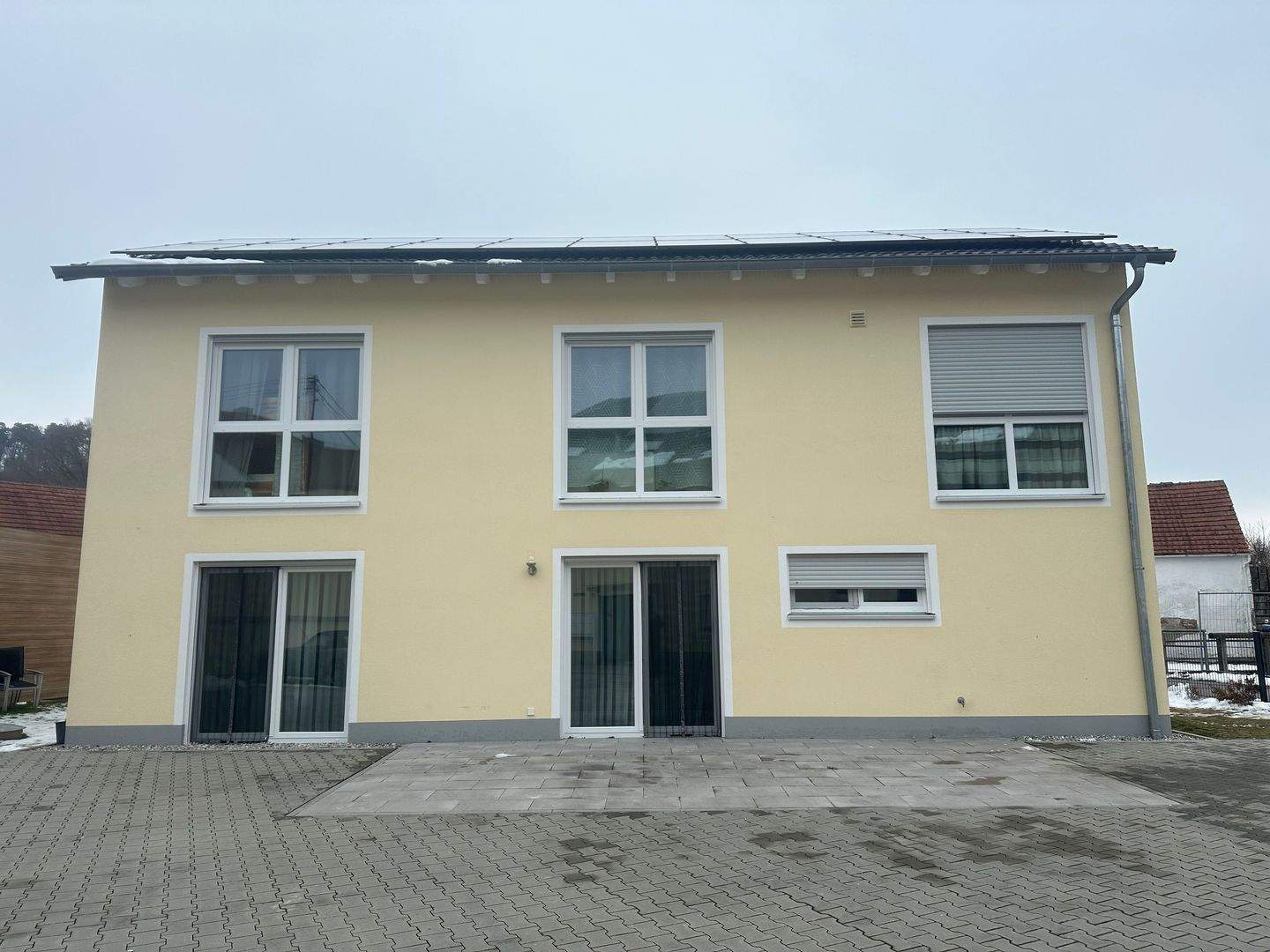 Thumbnail-Neuwertige 3 ZKB im EG mit Terrasse in ruhiger Lage in Zirgesheim