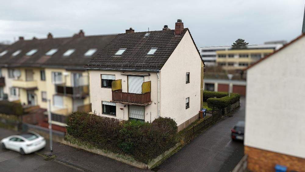 Thumbnail-+++Stadtteil Kirchberg: Attraktives Ein- bis Dreifamilienhaus mit Garten, Balkonen und Garage in bevorzugter Wohnlage von Pirmasens+++