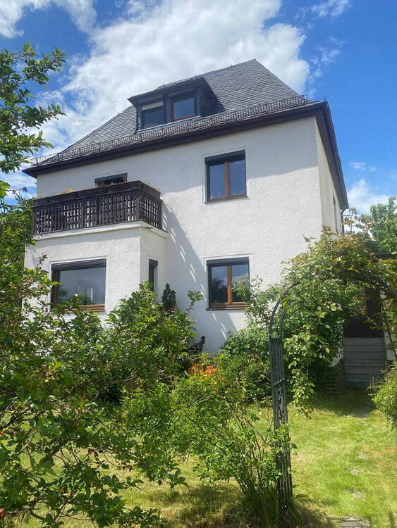 Thumbnail-Provisionsfrei! Einfamilienhaus mit Einliegerwohnung