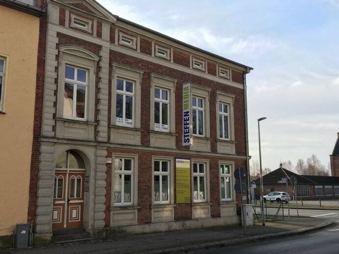 Thumbnail-*reserviert* zu vermieten: 5-Zimmer-Wohnung in Wolgast - einziehen und wohlfühlen!