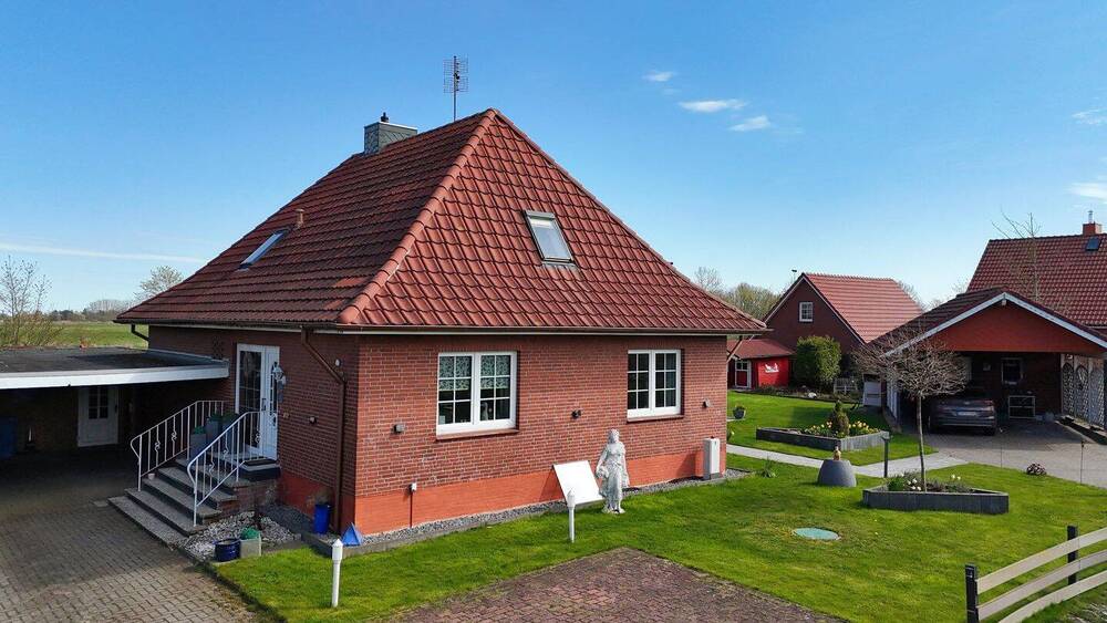 Thumbnail-Flexibel nutzbares Ein- bis Zweifamilienhaus in idyllischer Lage