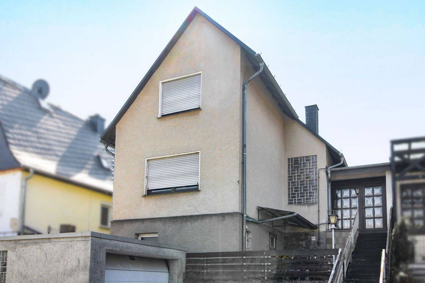 Thumbnail-Handwerker aufgepasst: EFH mit viel Potenzial & Garten in ruhiger Lage von Aßlar