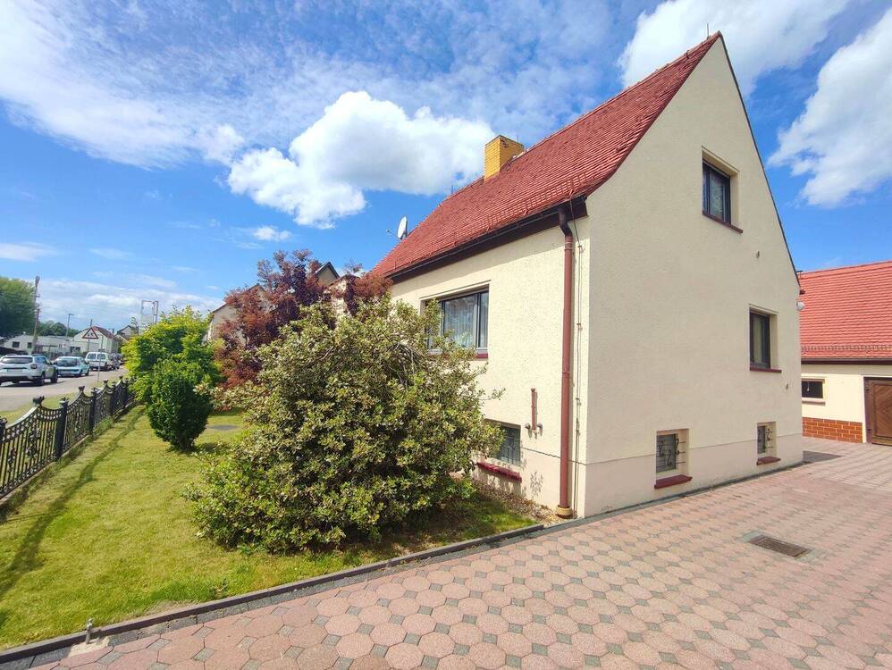 Thumbnail-Gestalten statt suchen - Einfamilienhaus mit Garten und viel Potenzial