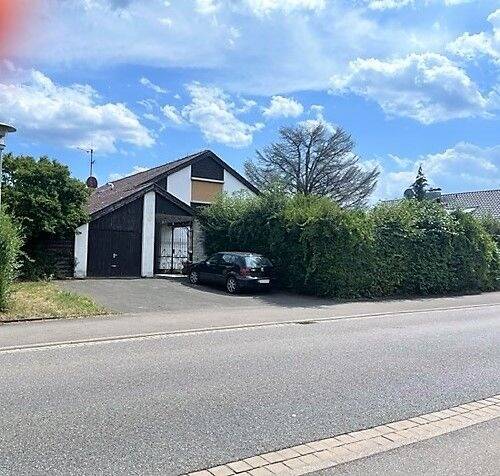 Thumbnail-Toplage Nähe Waldorfschule und Hö-Gy! Repräs. Einfam.-Haus m. 8,1 Ar Grundstück u. 180 m² Wohnfläche in gefragter Lage!