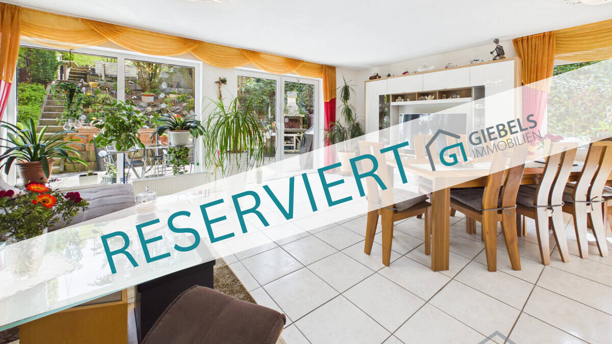 Thumbnail-**RESERVIERT**Doppelhaushälfte mit Charme, neuer Heizung und Platz zum Ankommen