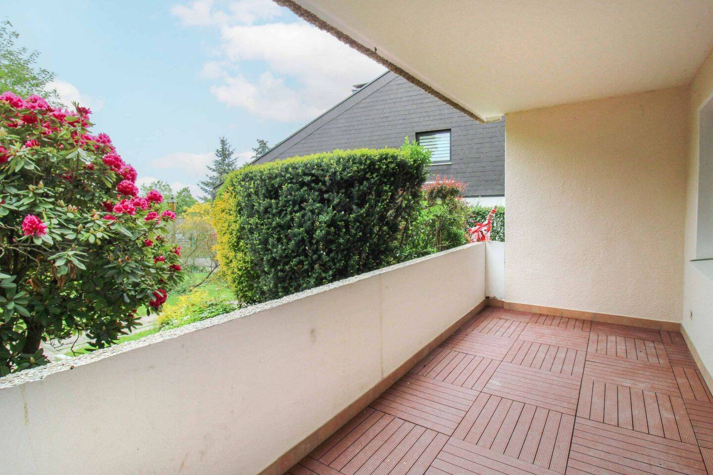 Thumbnail-Frisch renovierte 2,5-Zimmer-Wohnung mit Loggia & Garage