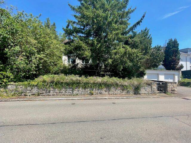 Thumbnail-Abbruch und Neubauen oder Sanieren! 9,44 Ar Grundstück mit großzüg. 2-Fam.-Hs. in exponierter Wohnlage!