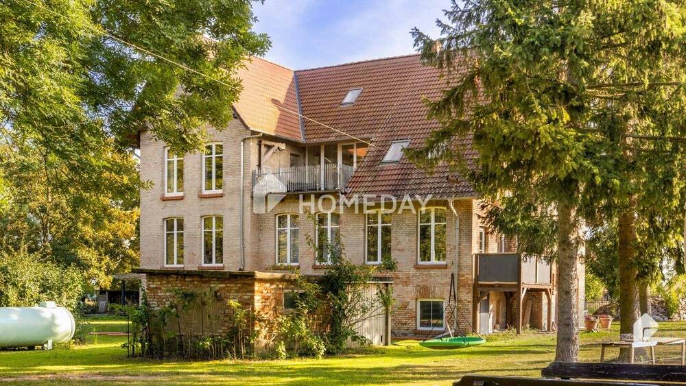 Thumbnail-Seltene Gelegenheit für Investoren - Historisches Gutshausensemble auf über 7.600 Quadratmetern Land